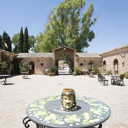 فندق Gigliotto San Cono